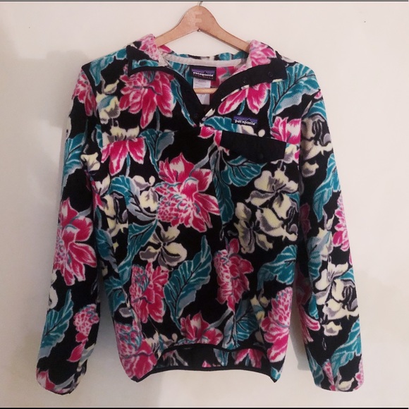 Patagonia Tops - Patagonia Women's Snap-T® Fleece Pullover